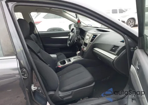 2010 Subaru Outback 2.5I z USA, uszkodzony, nr VIN 4S4BRCAC6A3362225